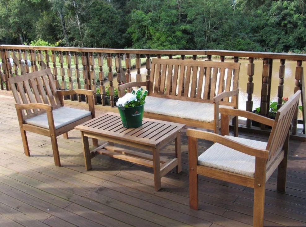 Conjunto para Jardim em Madeira Maciça Robusto Estilo e Conforto ao Ar Livre